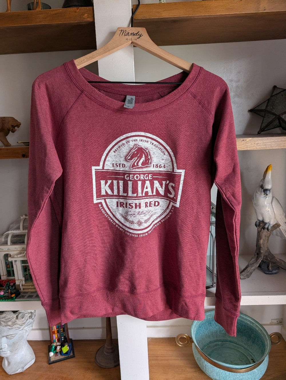 George Killian's Irish Red Lager Beer Maroon Scoop Neck Sweatshirt Size Medium
